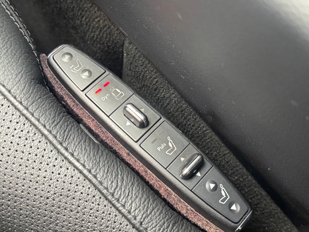 2014 Mercedes-Benz CLS-Class Image 23