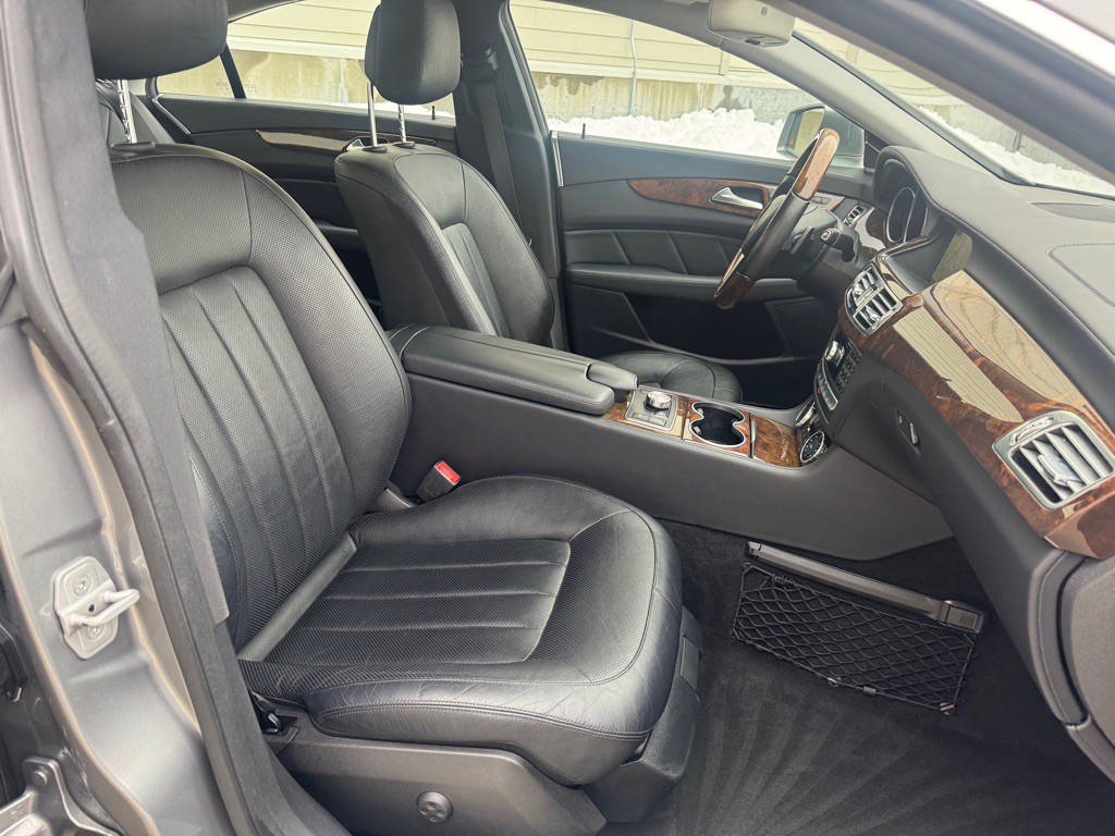 2014 Mercedes-Benz CLS-Class Image 32