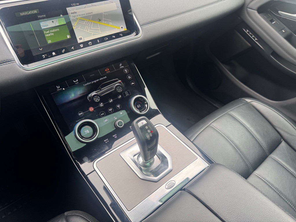 2020 Land Rover Range Rover Evoque Image 22