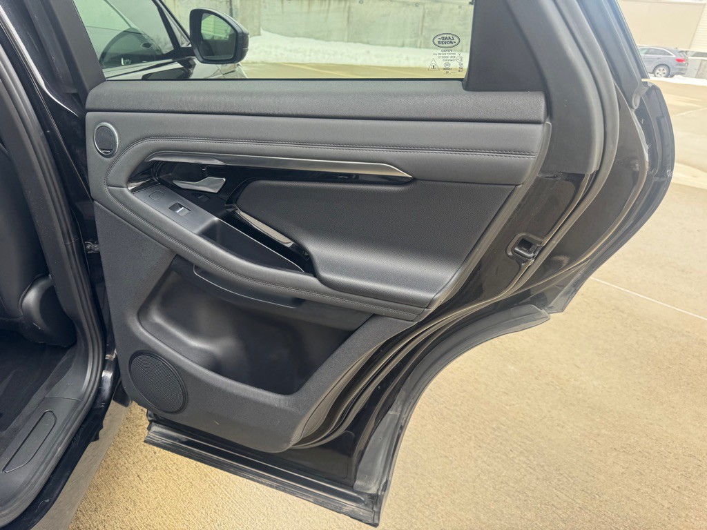 2020 Land Rover Range Rover Evoque Image 26