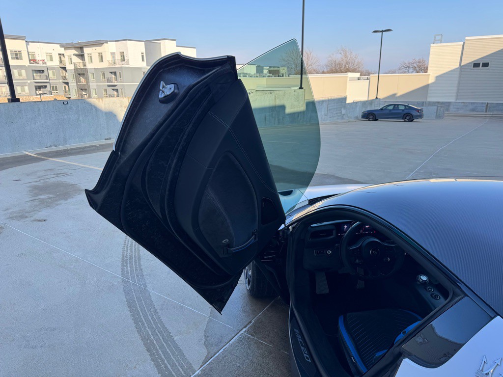 2022 Maserati MC20 Image 11