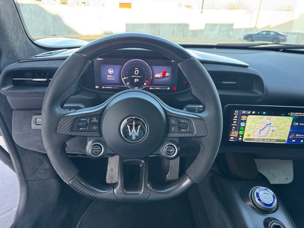 2022 Maserati MC20 Image 16