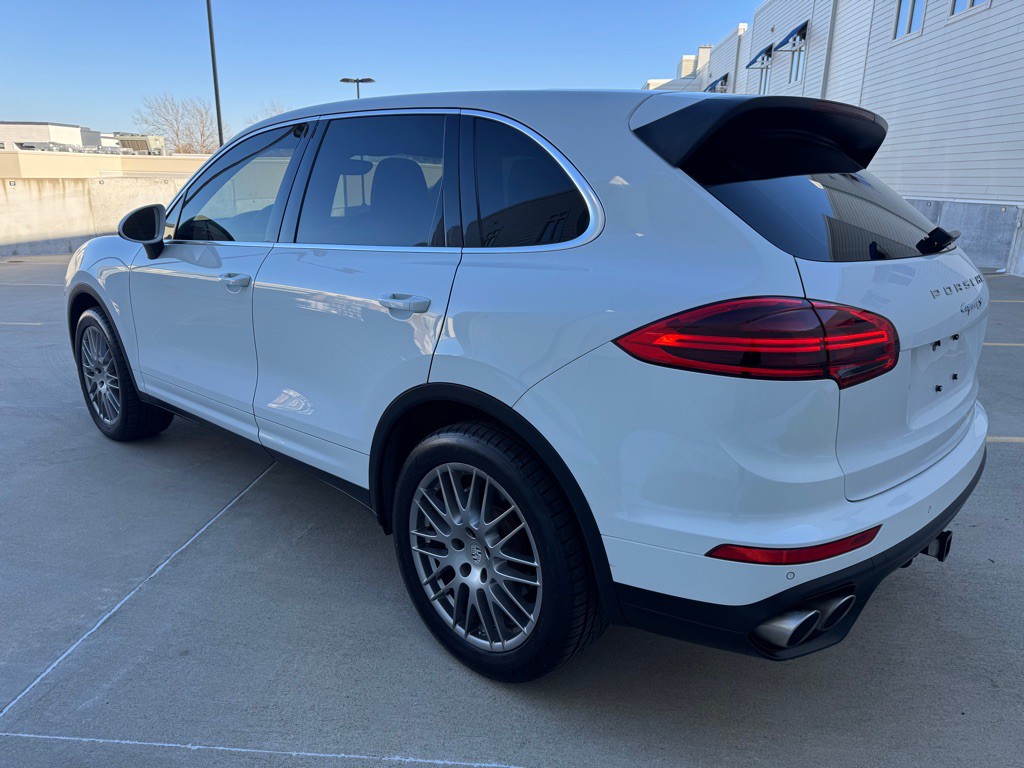 2015 Porsche Cayenne Image 5