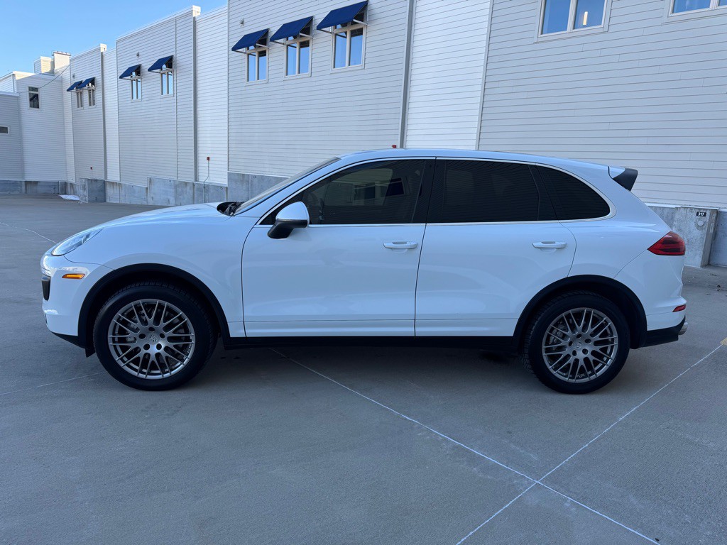 2015 Porsche Cayenne Image 6
