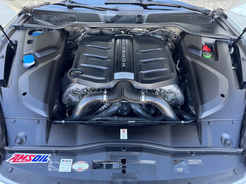 2015 Porsche Cayenne Image 34