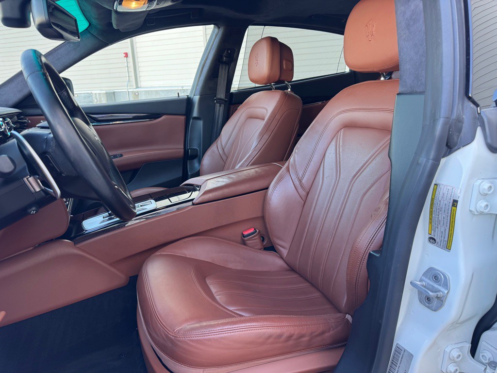 2016 Maserati Quattroporte Image 11