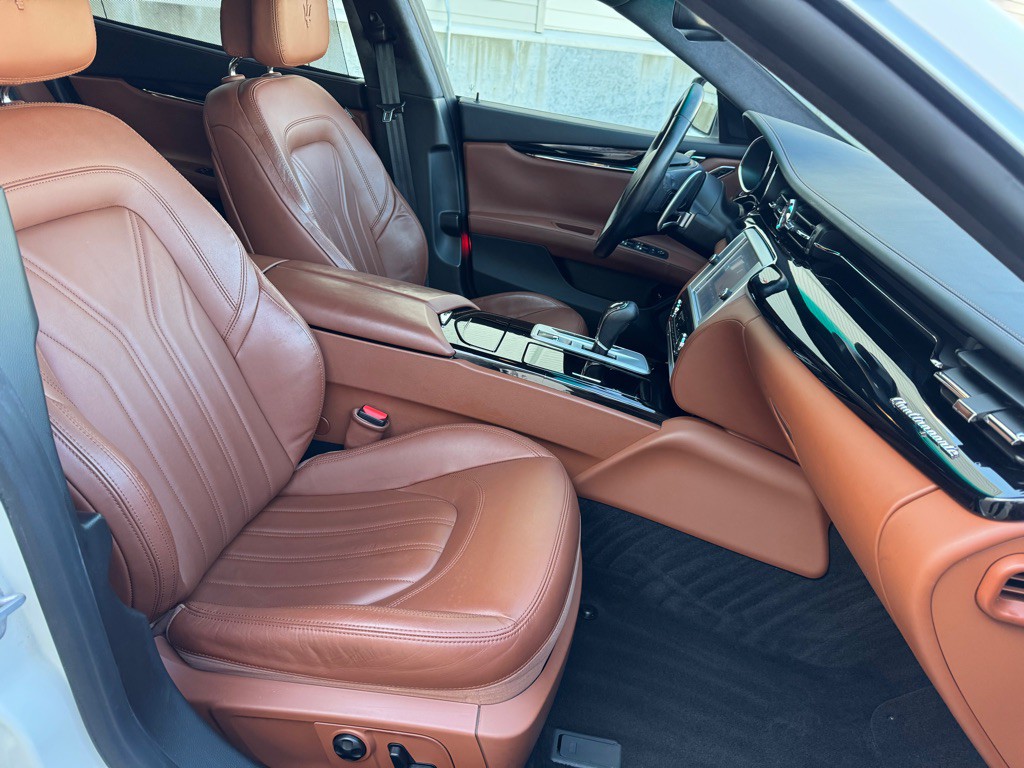 2016 Maserati Quattroporte Image 24