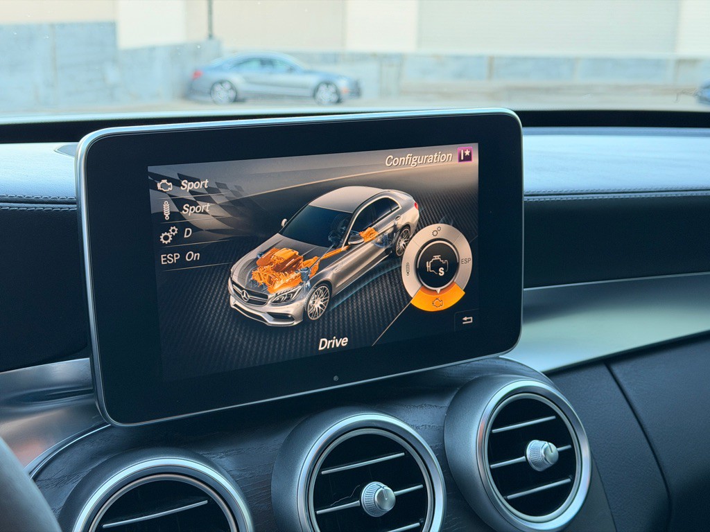 2017 Mercedes-Benz C-Class Image 13