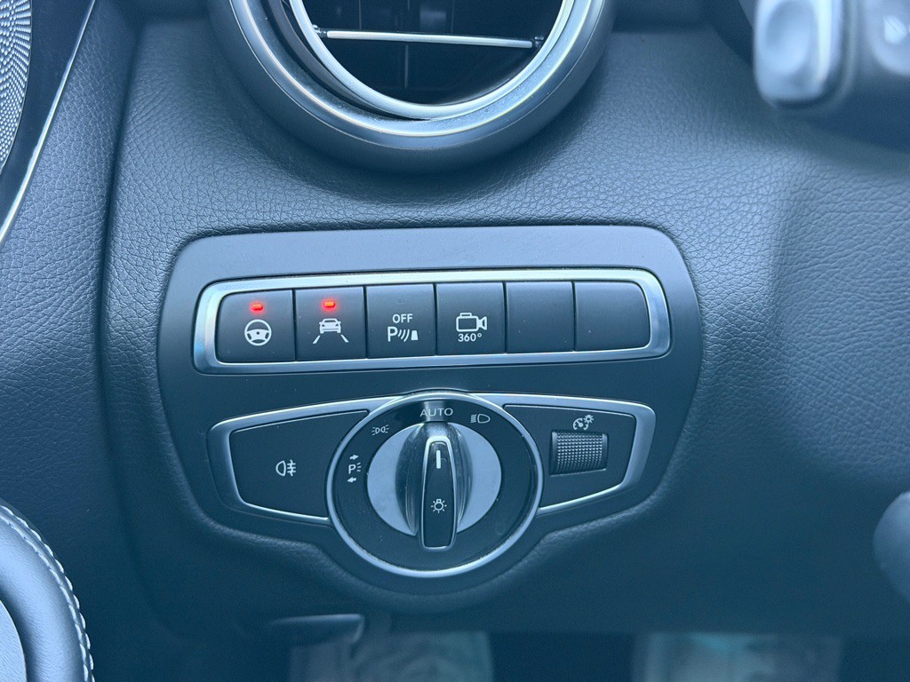 2017 Mercedes-Benz C-Class Image 15