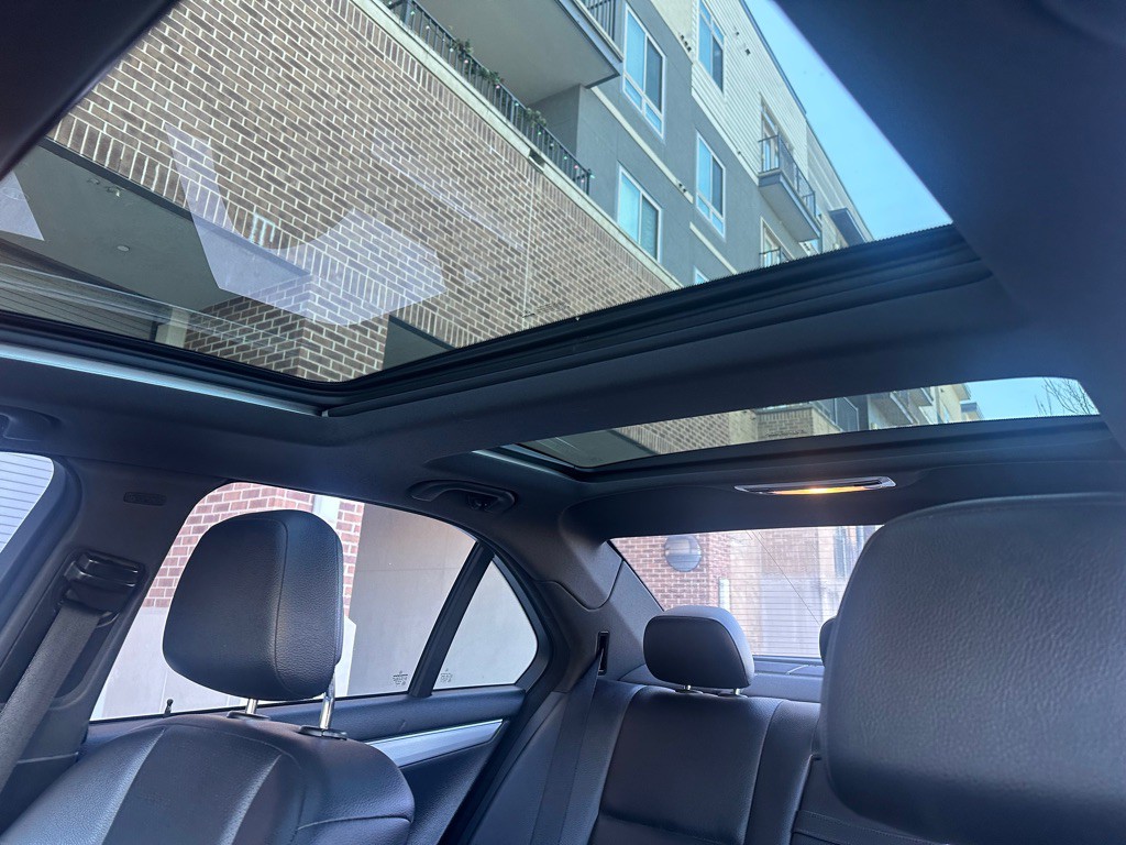 2013 Mercedes-Benz C-Class Image 10