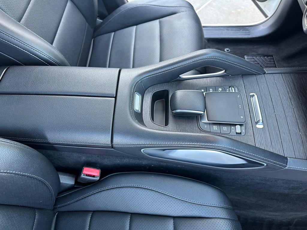 2021 Mercedes-Benz GLE-Class Image 25