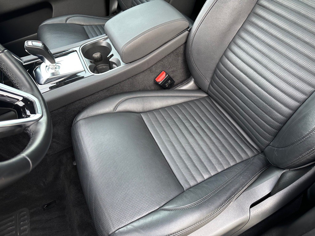 2021 Land Rover Discovery Sport Image 13