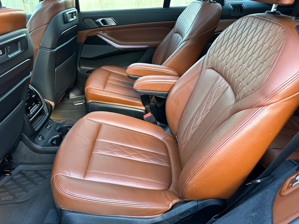 2020 BMW X7 Image 17