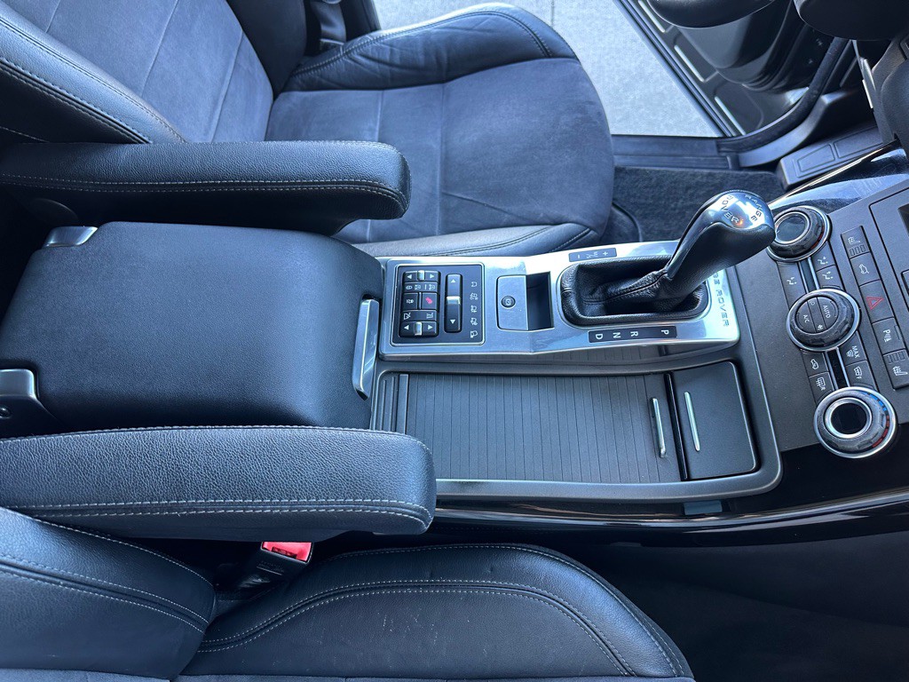 2013 Land Rover Range Rover Sport Image 24