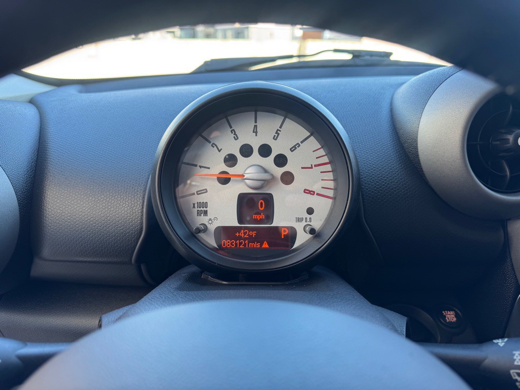 2012 MINI Cooper Image 15