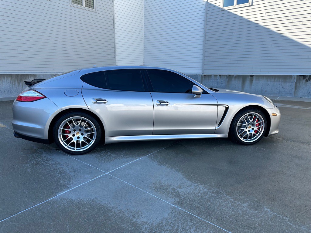 2013 Porsche Panamera Image 8