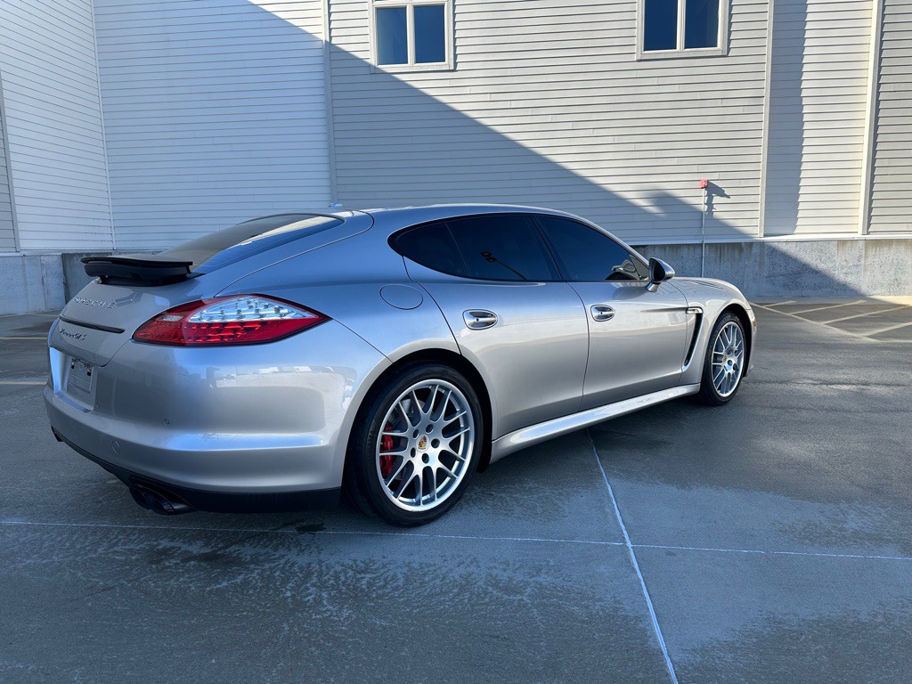 2013 Porsche Panamera Image 9