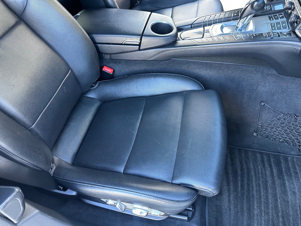 2013 Porsche Panamera Image 28