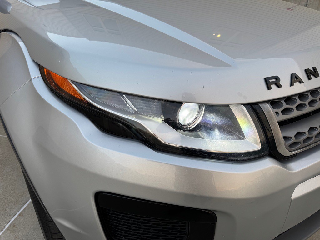 2018 Land Rover Range Rover Evoque Image 10