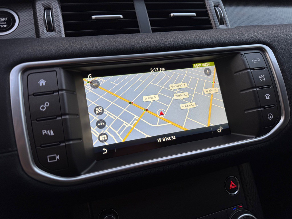 2018 Land Rover Range Rover Evoque Image 18