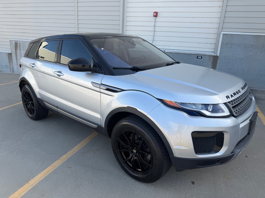 2018 Land Rover Range Rover Evoque Image 1