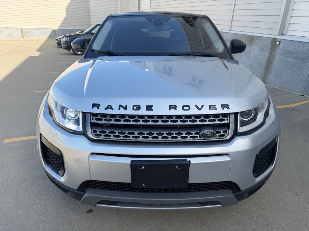 2018 Land Rover Range Rover Evoque Image 8