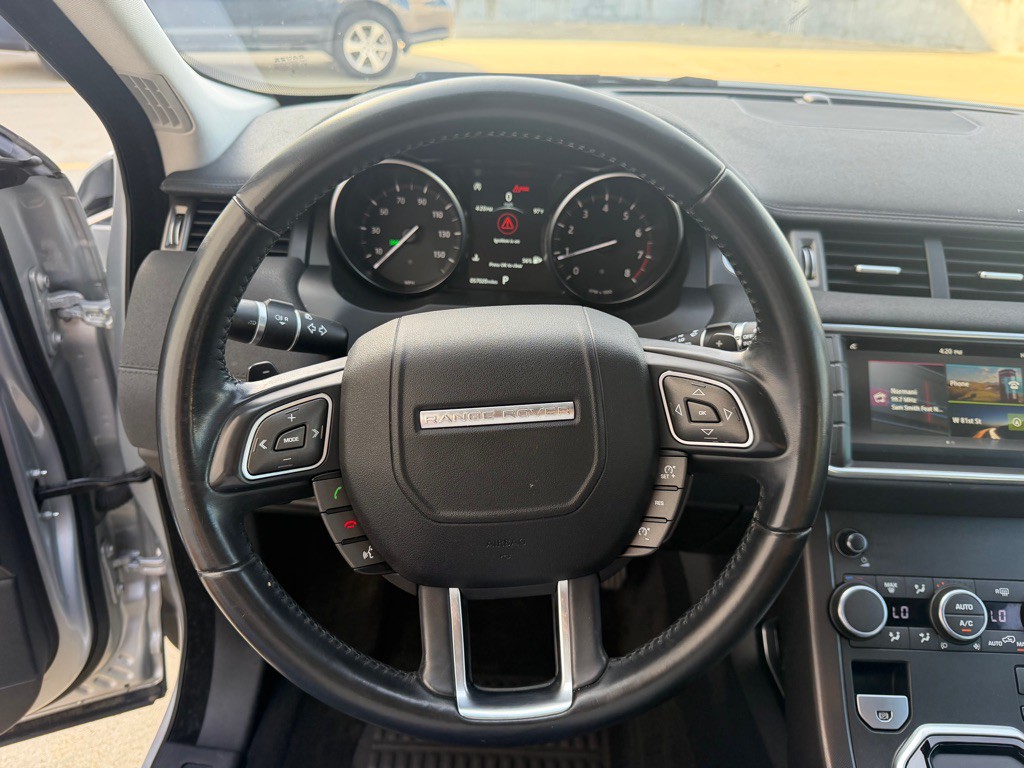 2018 Land Rover Range Rover Evoque Image 13
