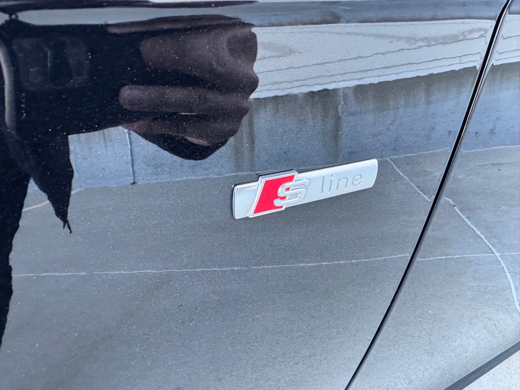 2015 Audi A4 Image 7