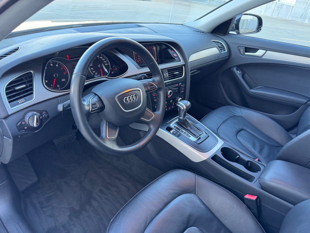 2015 Audi A4 Image 9