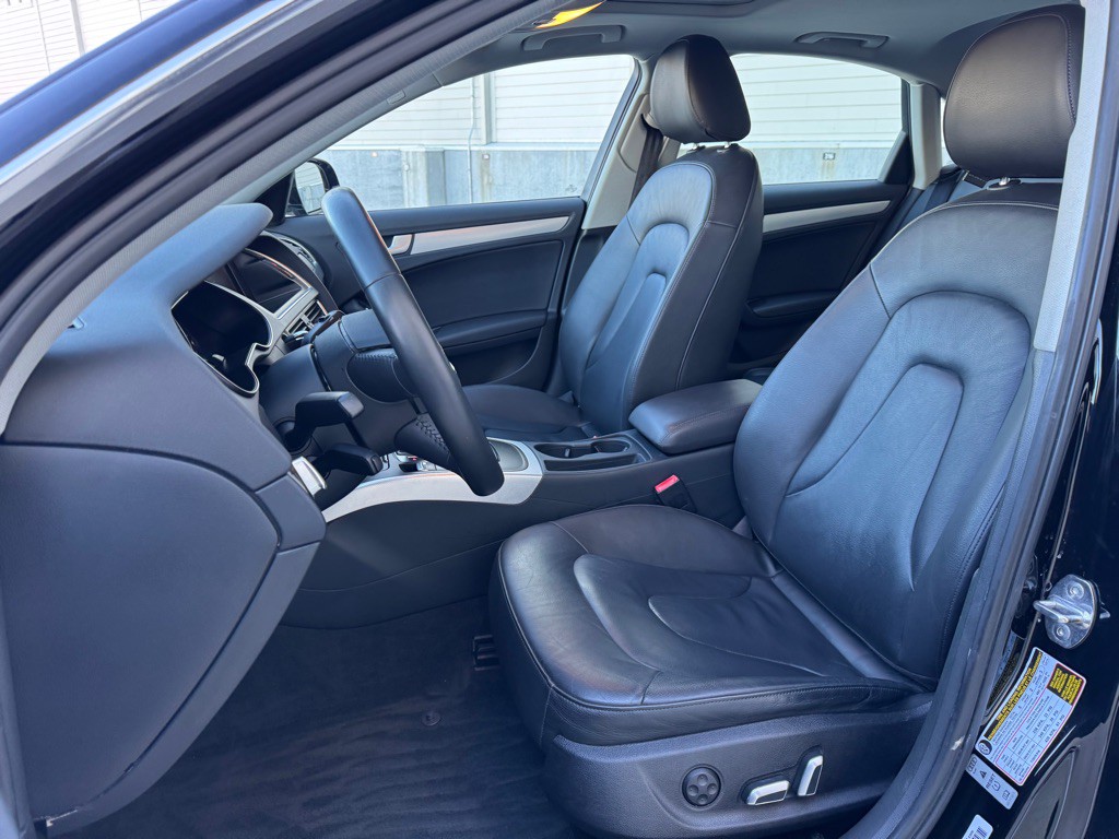 2015 Audi A4 Image 10