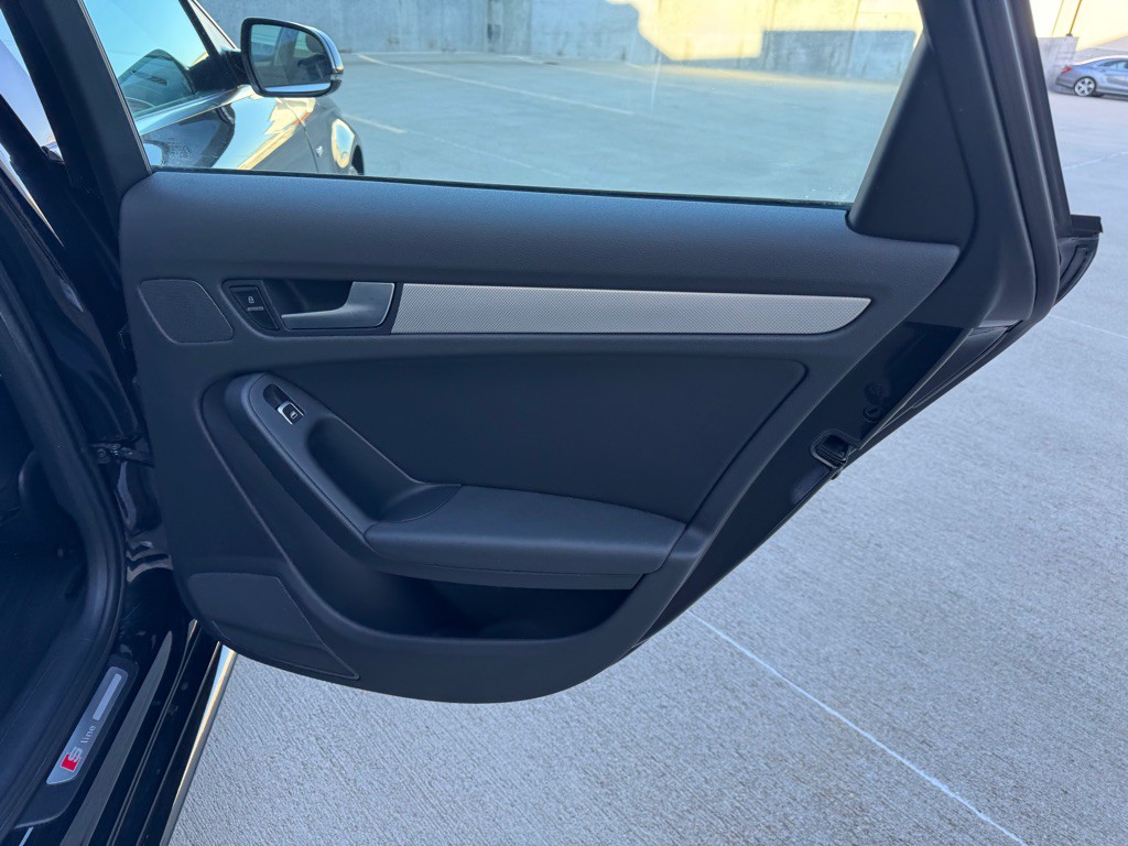 2015 Audi A4 Image 18