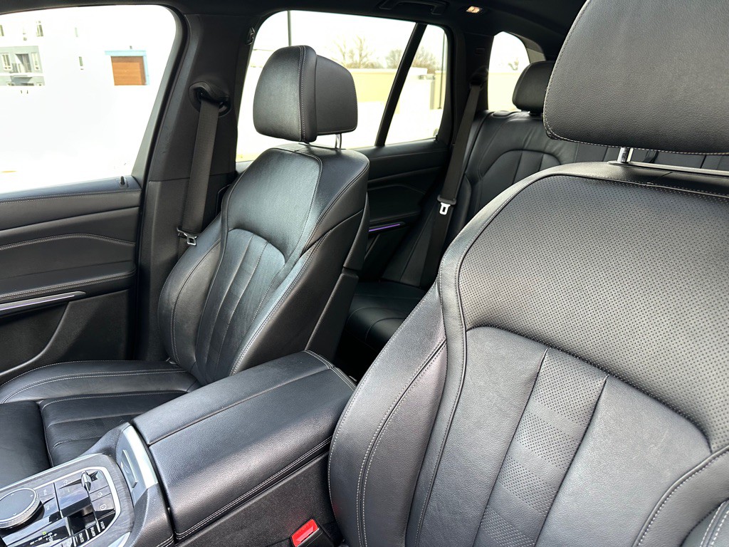 2020 BMW X5 Image 16