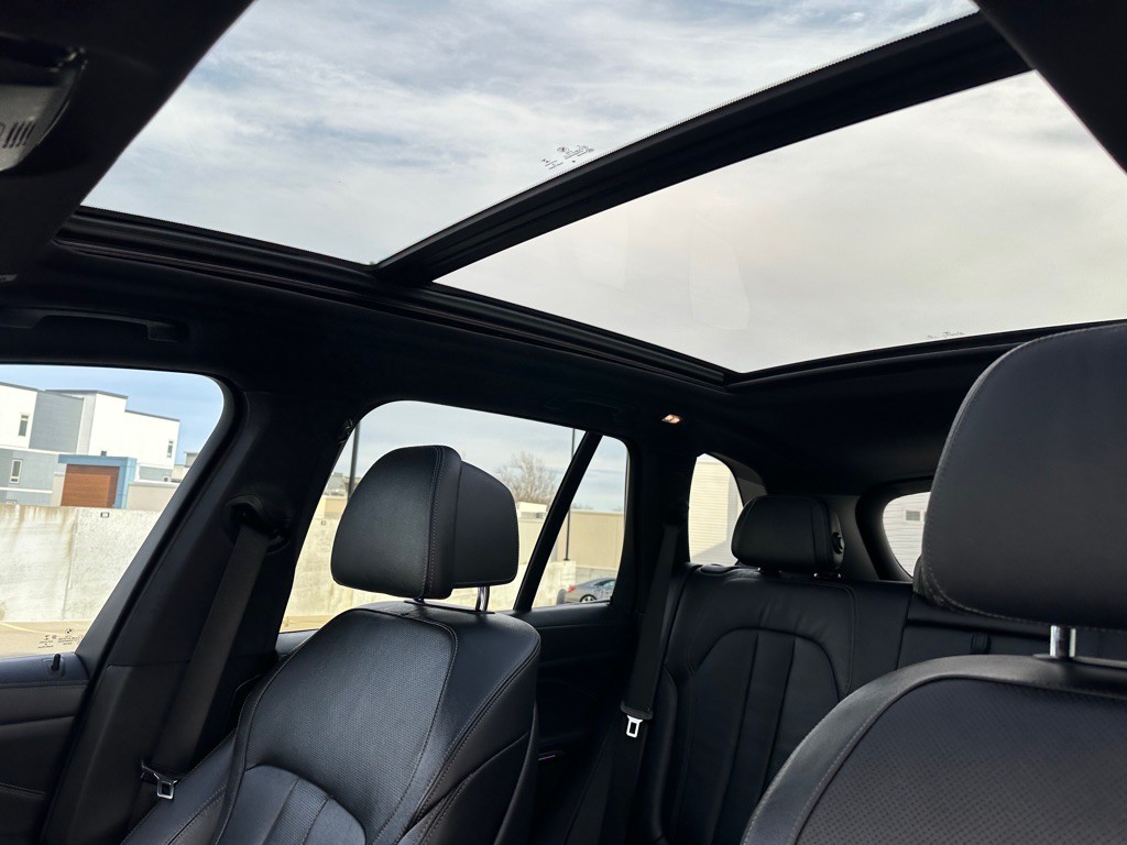 2020 BMW X5 Image 17
