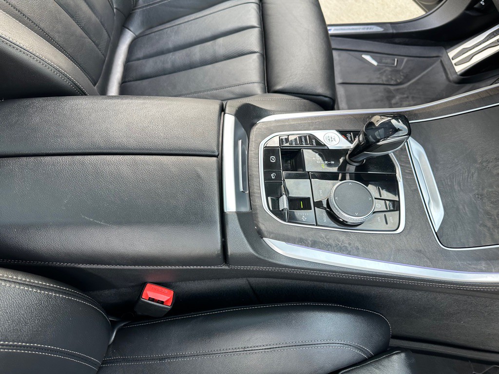 2020 BMW X5 Image 27