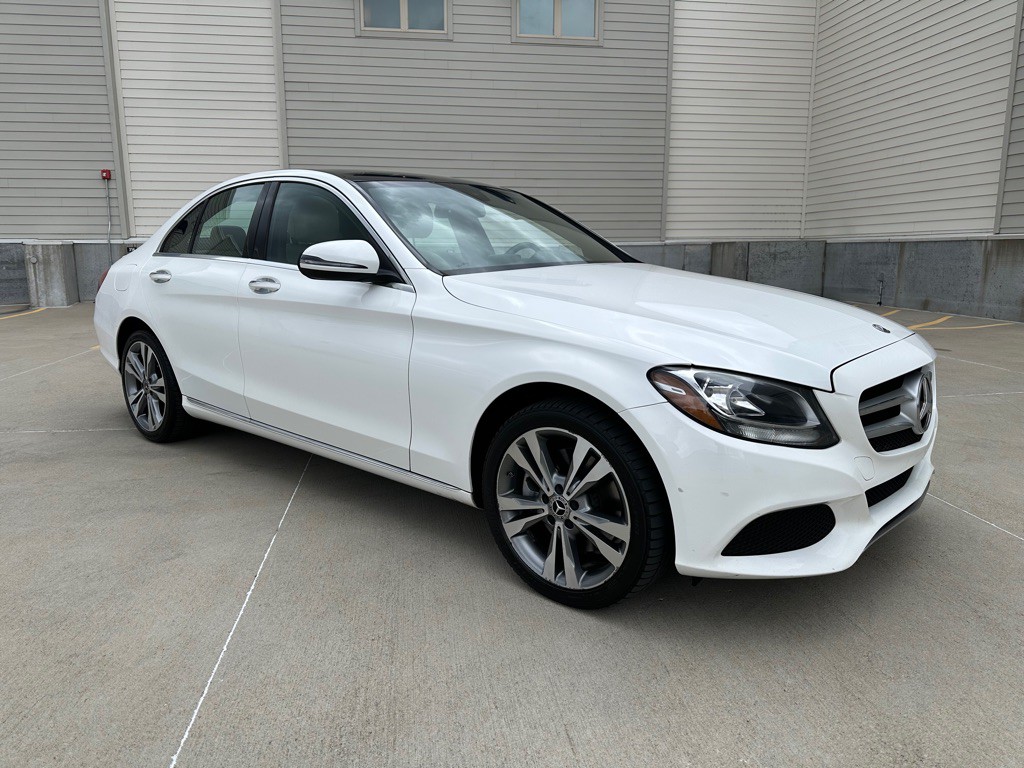 2018 Mercedes-Benz C-Class Image 1