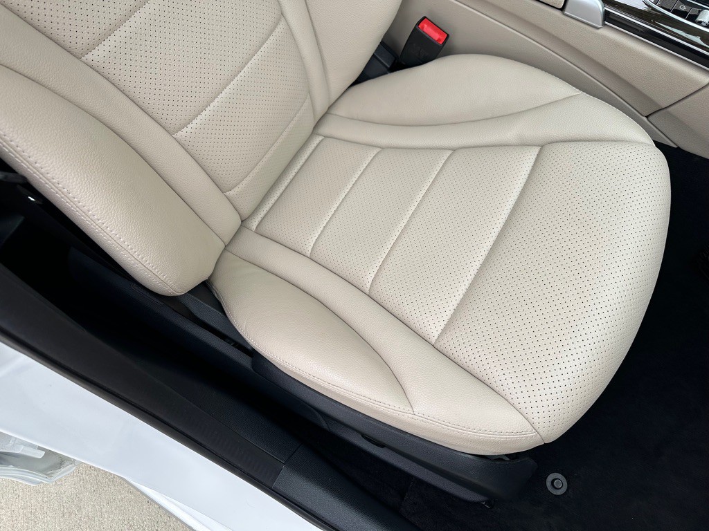 2018 Mercedes-Benz C-Class Image 26