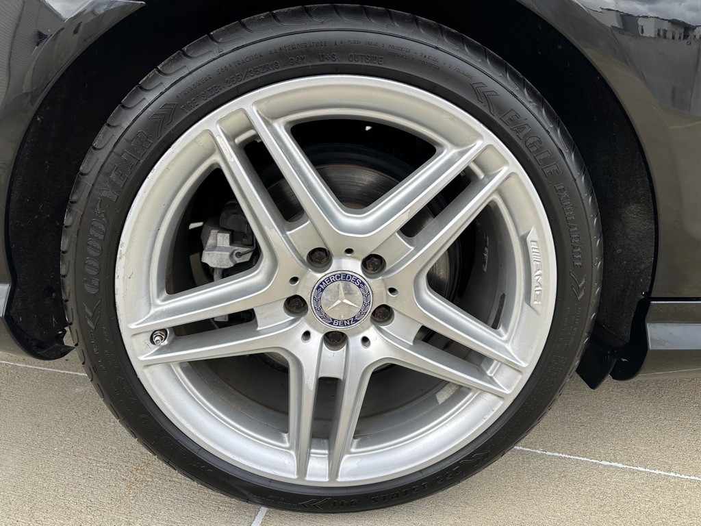 2012 Mercedes-Benz C-Class Image 9