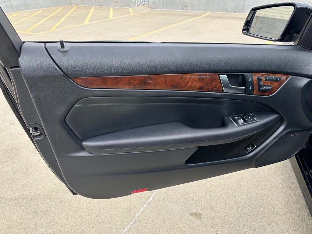 2012 Mercedes-Benz C-Class Image 11