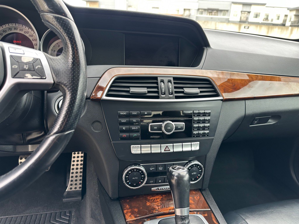 2012 Mercedes-Benz C-Class Image 13