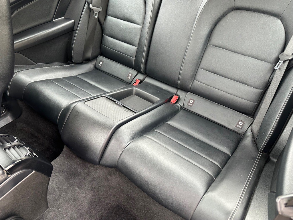 2012 Mercedes-Benz C-Class Image 18