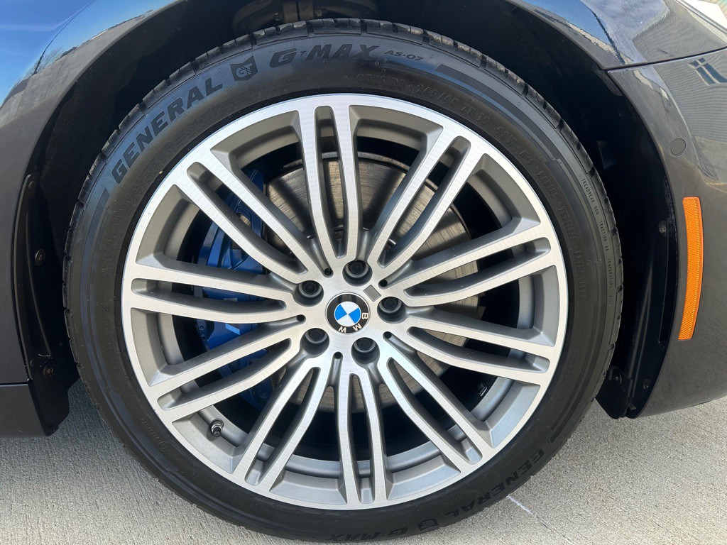 2020 BMW 5 Series Image 9