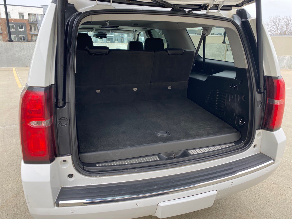 2020 Chevrolet Suburban Image 13