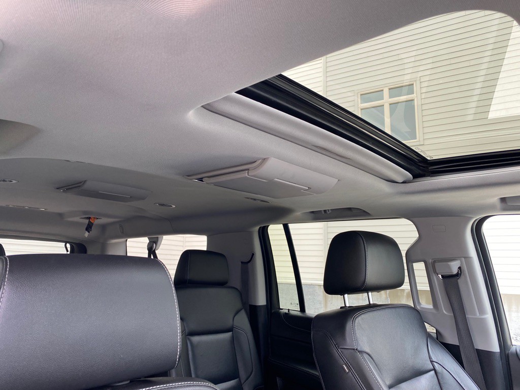 2020 Chevrolet Suburban Image 15