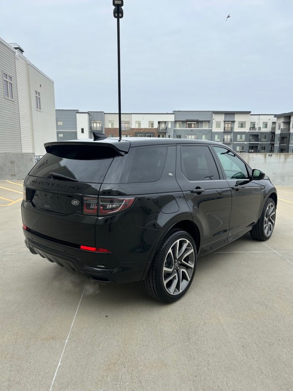 2020 Land Rover Discovery Sport Image 3