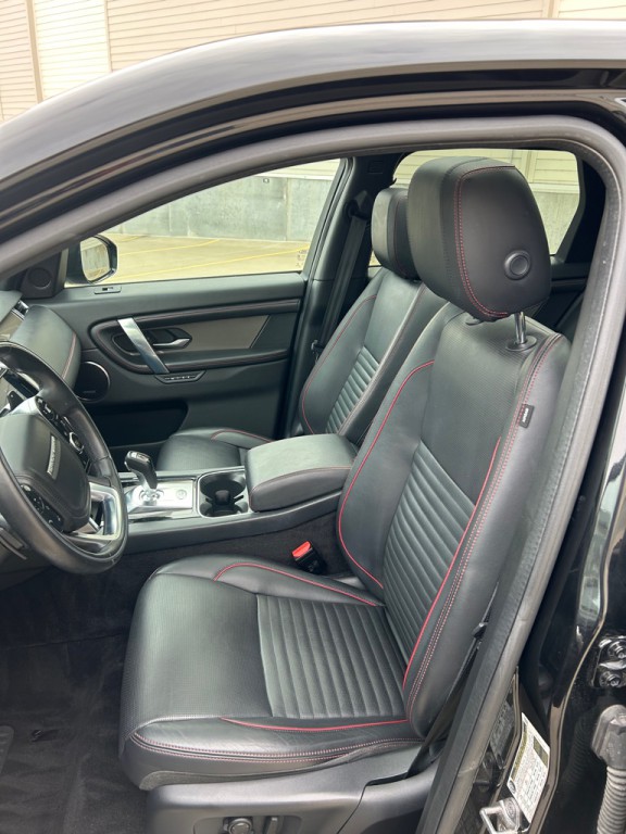 2020 Land Rover Discovery Sport Image 10