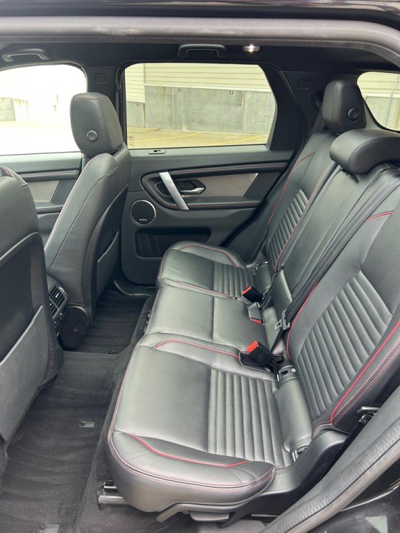 2020 Land Rover Discovery Sport Image 14