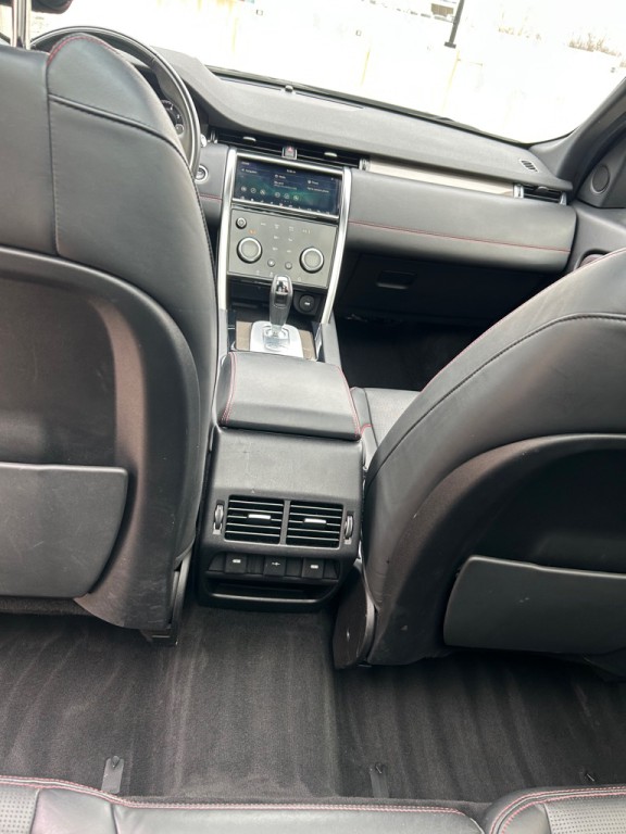 2020 Land Rover Discovery Sport Image 15