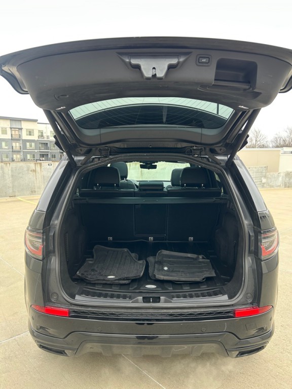 2020 Land Rover Discovery Sport Image 22