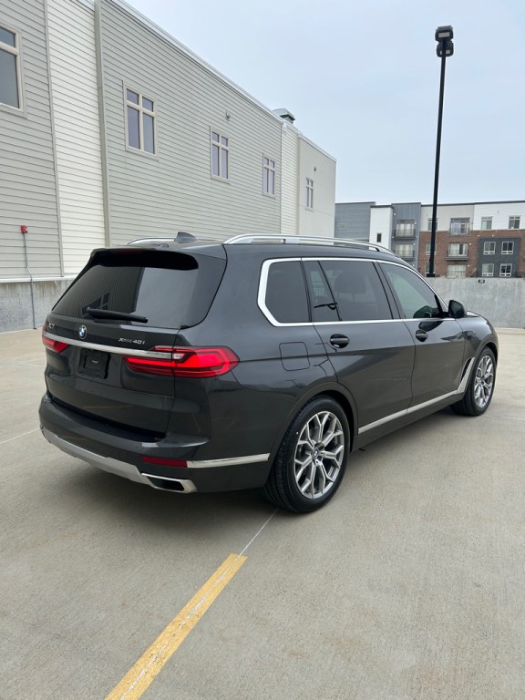 2019 BMW X7 Image 3