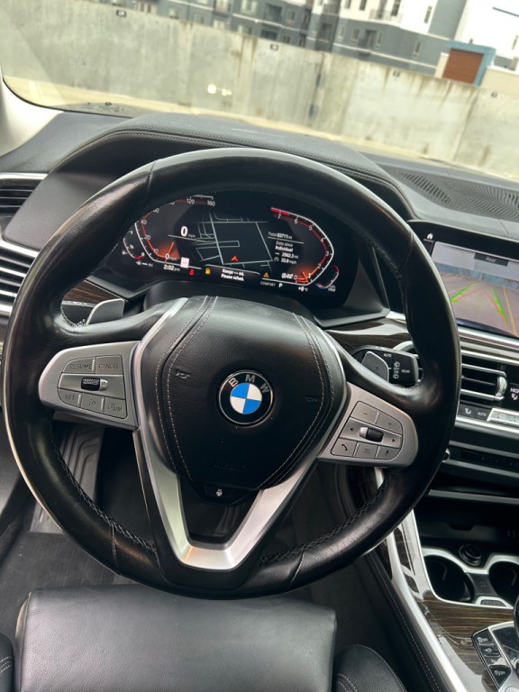2019 BMW X7 Image 11